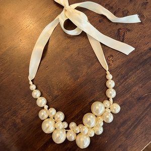 Pearl bead and ribbon necklace